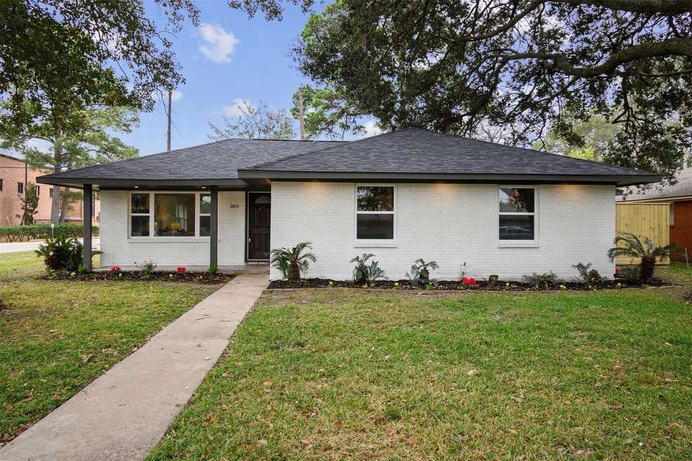 803 Judiway St, Houston, TX 77018 - photo 1