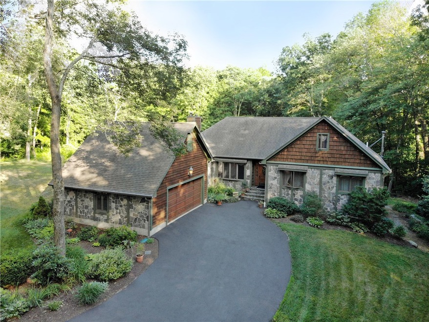 832 Snake Hill Rd, North Scituate, RI 02857 - photo 1