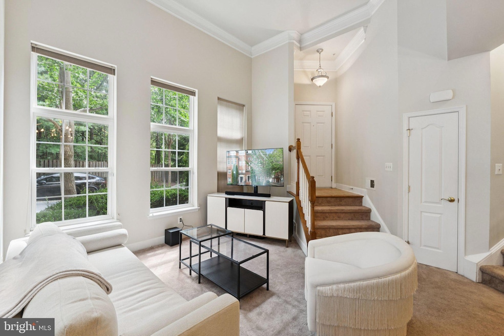 19419 Dover Cliffs Cir, Germantown, MD 20874 - photo 1