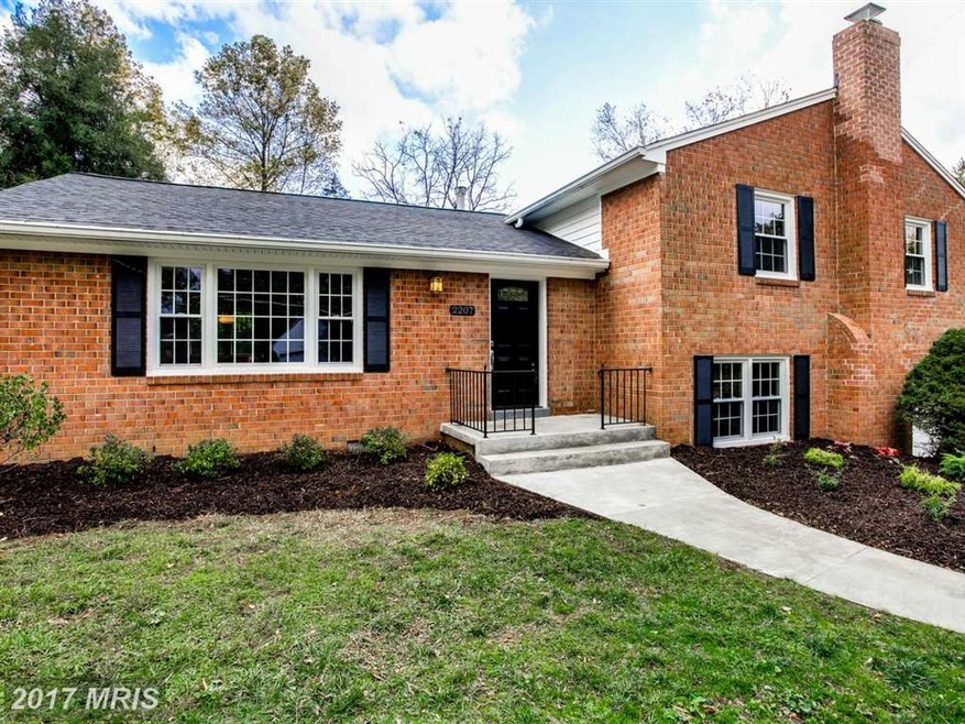 2207 Wilkinson Place, Alexandria, VA 22306 - photo 1