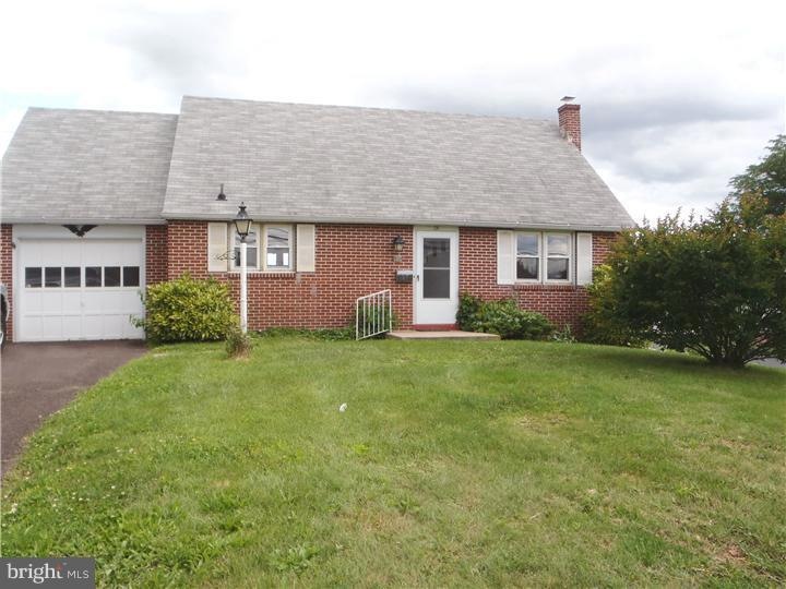 34 N County Line Rd, Souderton, PA 18964 - photo 1