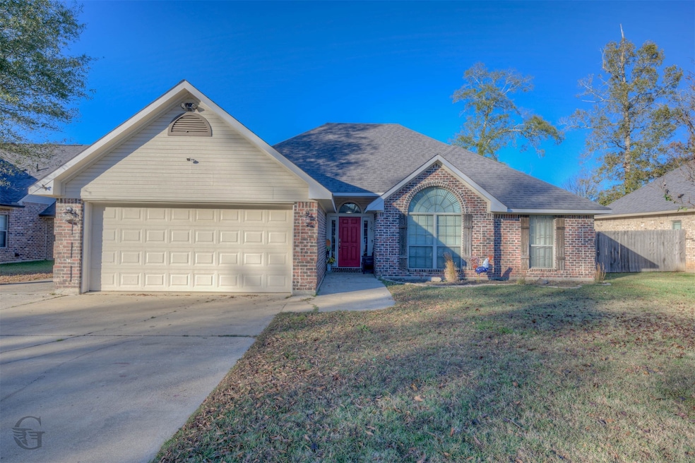 117 Bent Tree Loop, Haughton, LA 71037 - photo 1