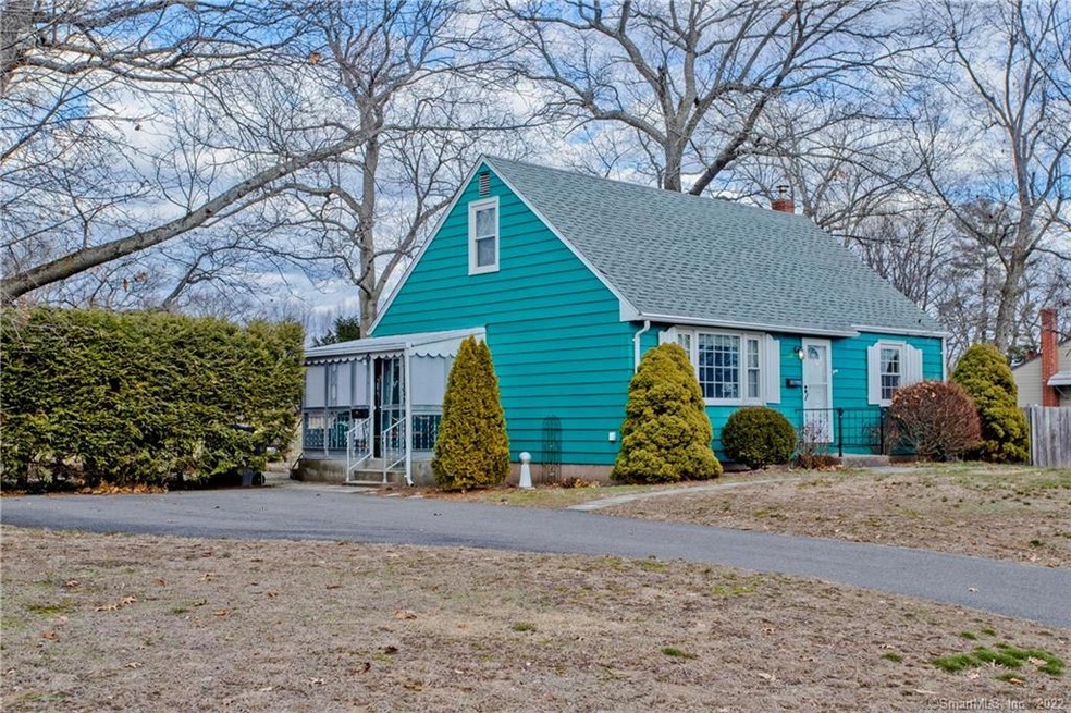 13 Moon St, Enfield, CT 06082 - photo 1