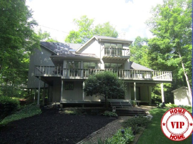 1735 Woodhill Dr W, Ashland, OH 44805 - photo 1