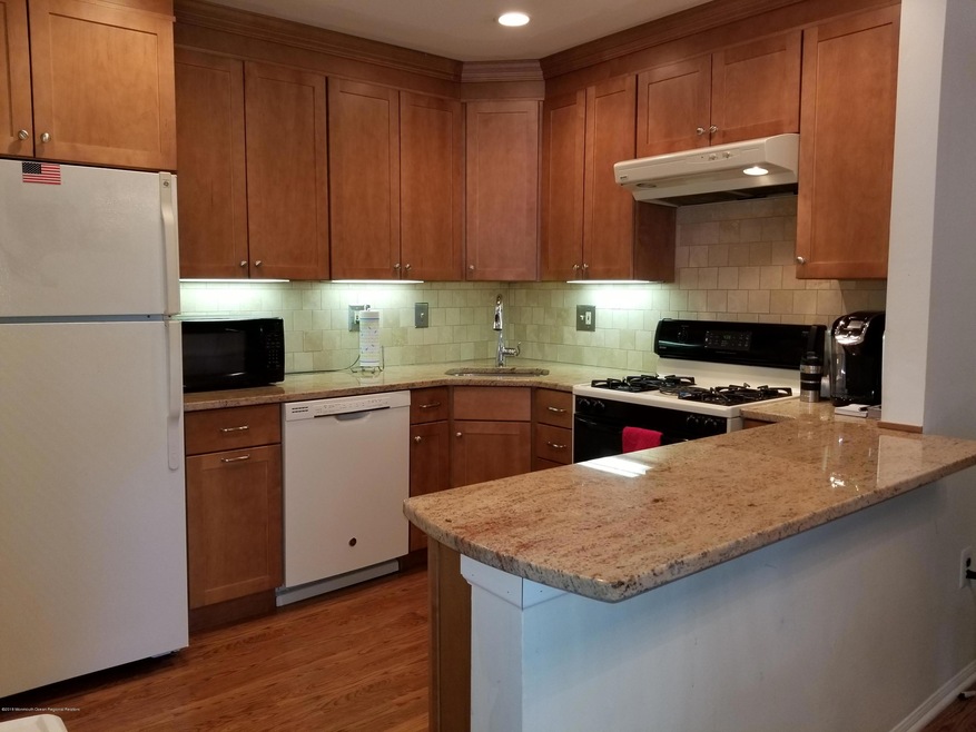 21 Quince Ct, Red Bank, NJ 07701 - photo 1