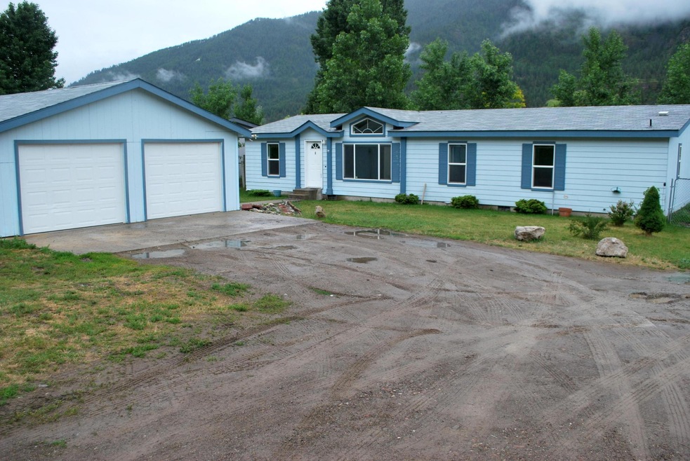 111 Railroad Ave, Alberton, MT 59820 - photo 1