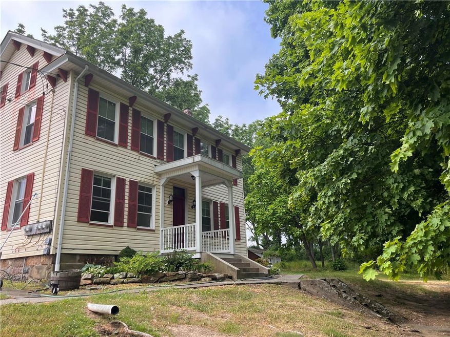 1956 Delabole Rd, Pen Argyl, PA 18072 - photo 1