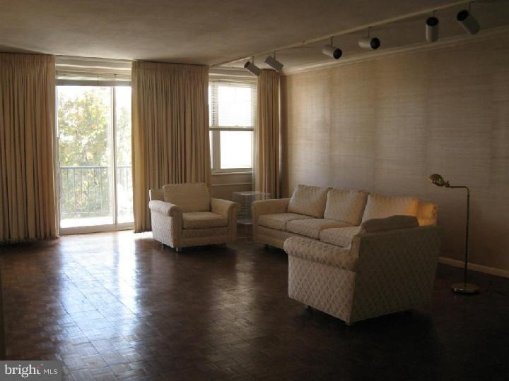 The Trianon unit 709, Bala Cynwyd, PA 19004 - photo 1