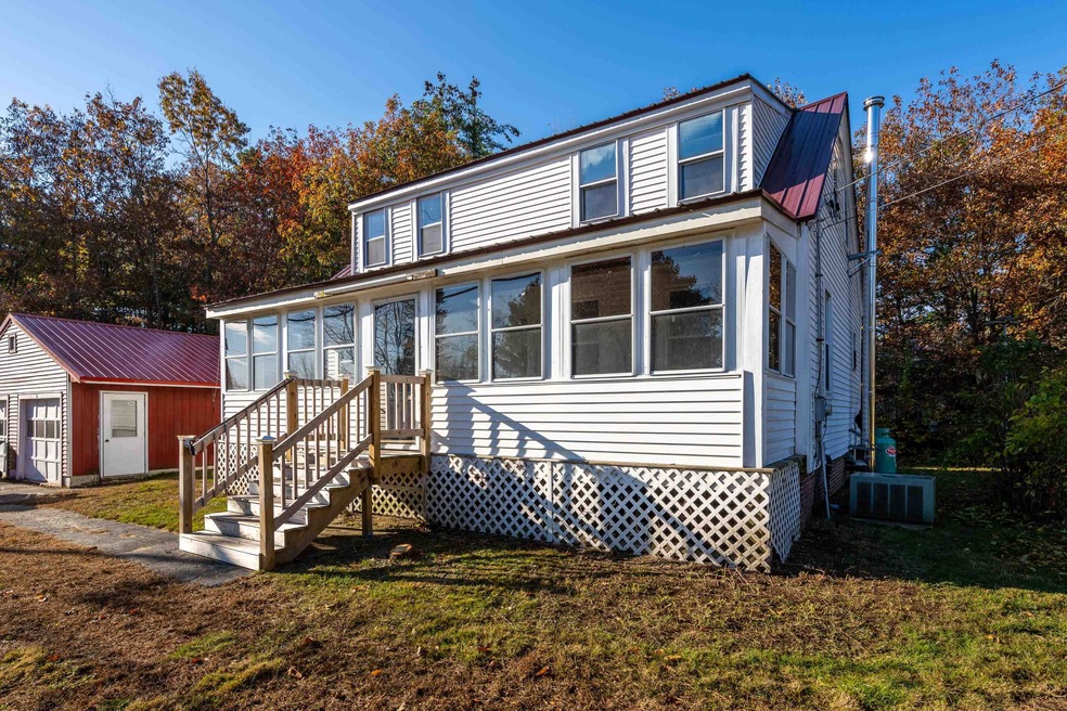 64 Chestnut Hill Rd, Rochester, NH 03867 - photo 1