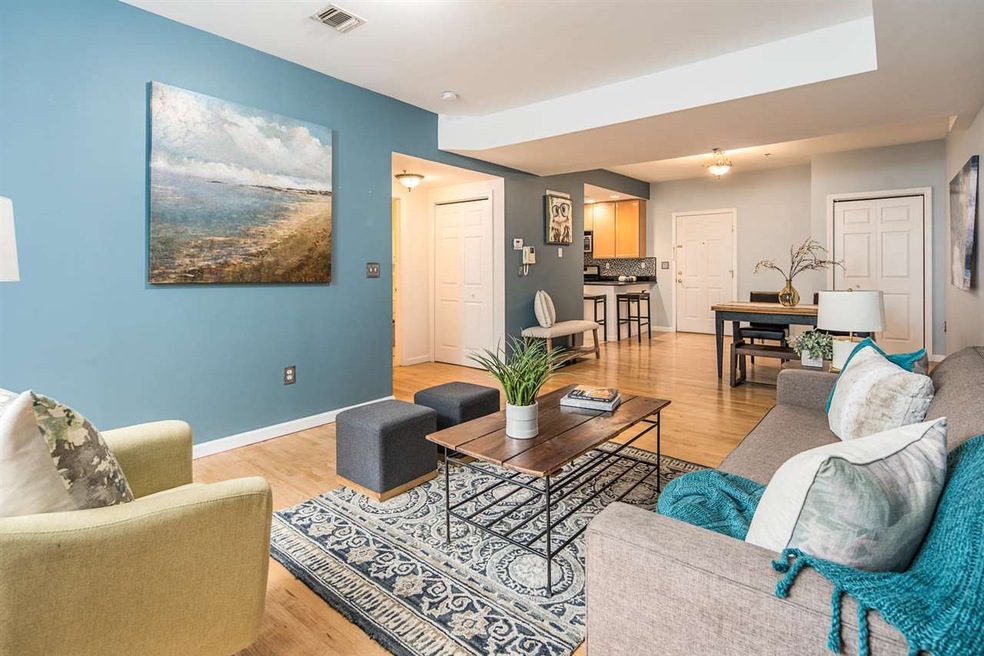 515 Gregory Ave unit 3, Weehawken, NJ 07086 - photo 1