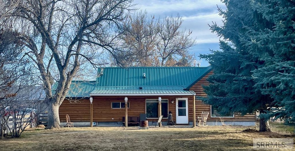 210 Park Rd, Arco, ID 83213 - photo 1