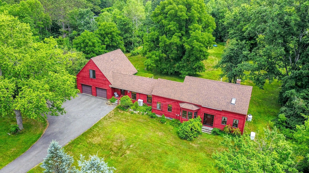 987 Clinton Ave, Winslow, ME 04901 - photo 1