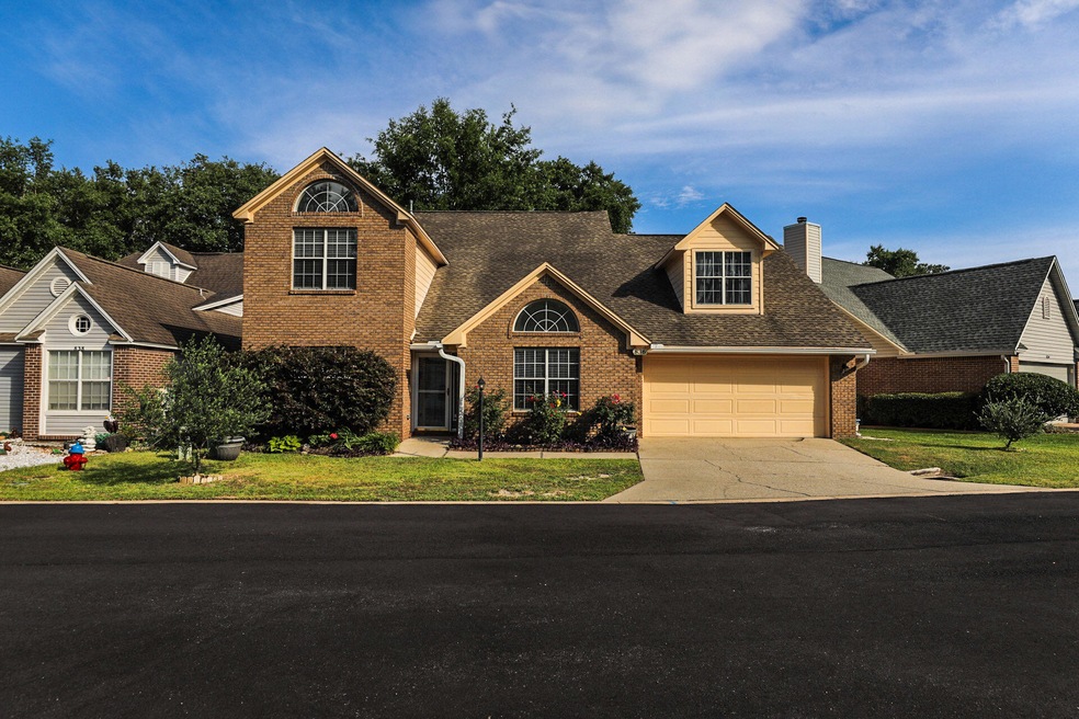 7E2C545E-8603-46FA-938E-303CDEA510ED