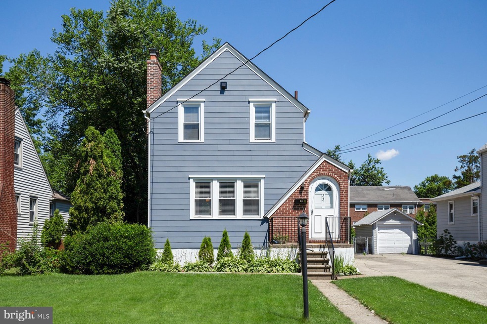 33 W Holly Ave, Oaklyn, NJ 08107 - photo 1