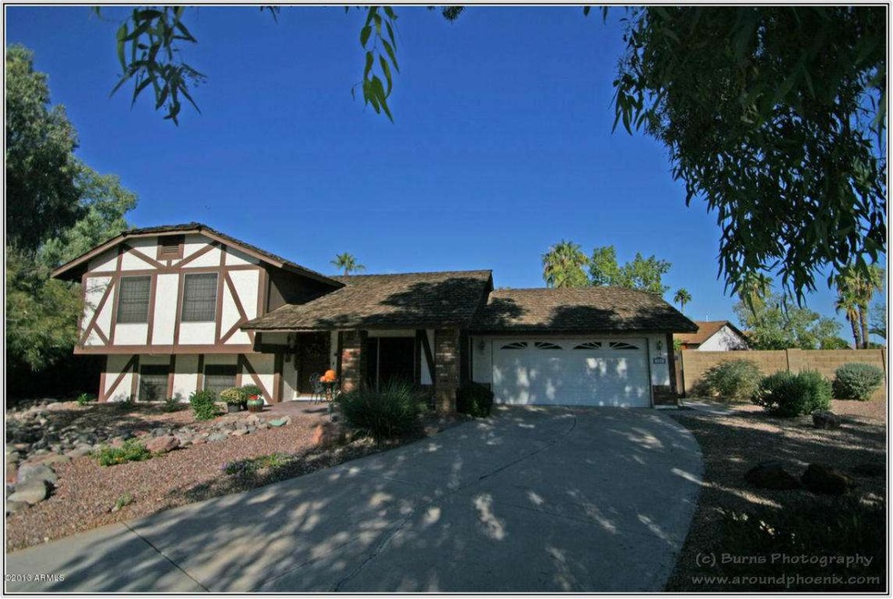 724 N Orlando Cir, Mesa, AZ 85205 - photo 1