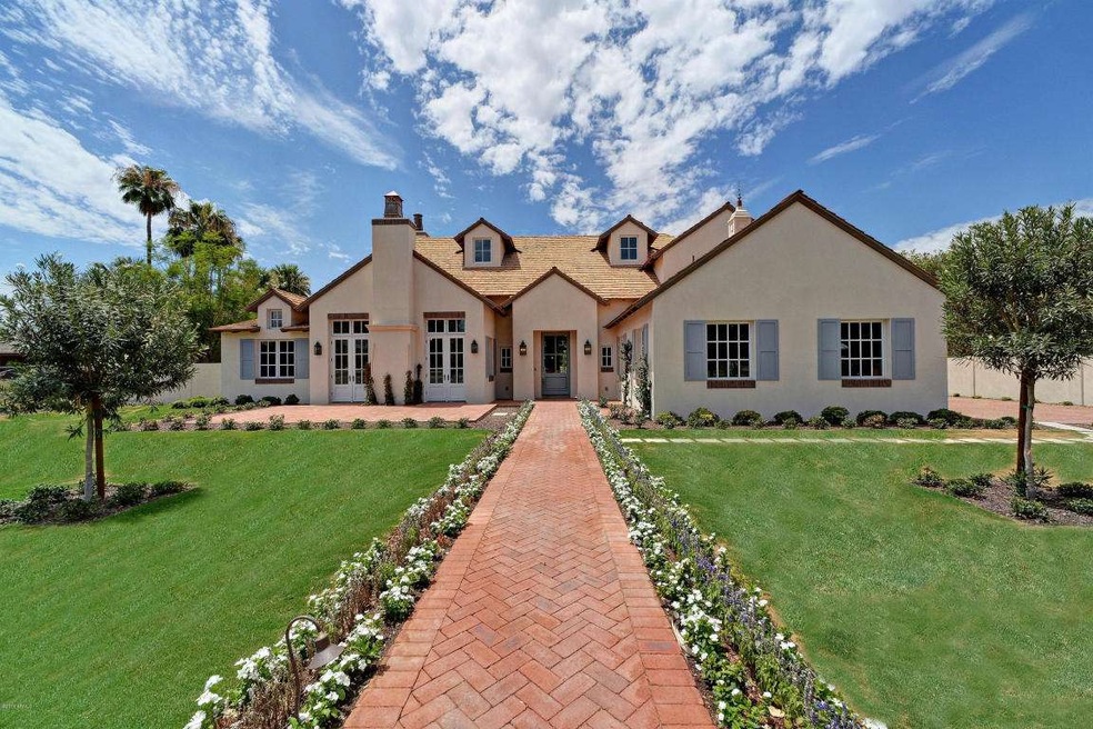 5933 E Calle Del Norte, Phoenix, AZ 85018 - photo 1