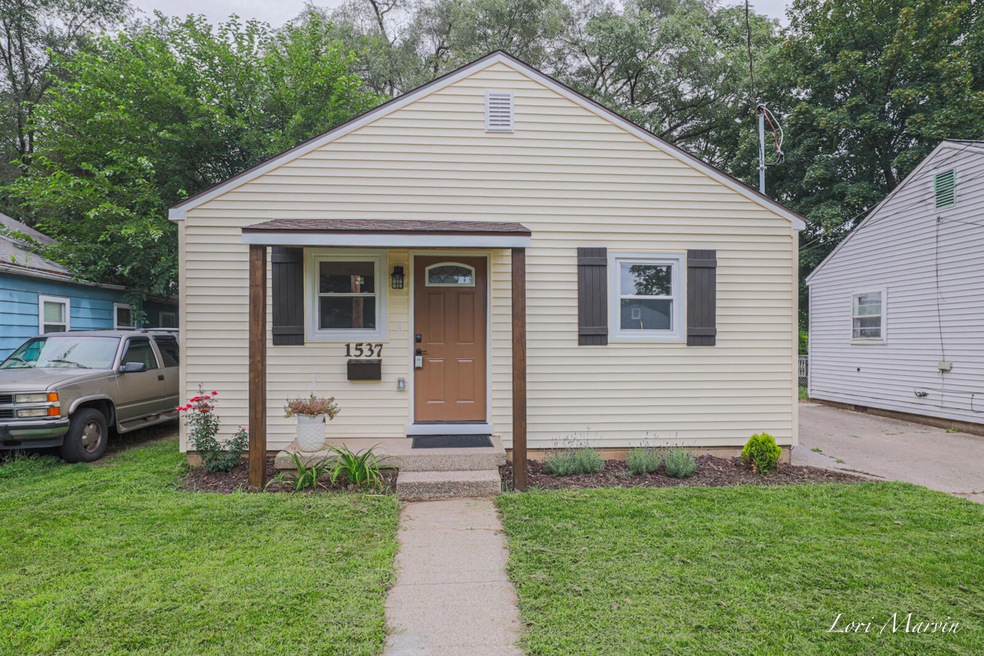 1537 Whiting-18