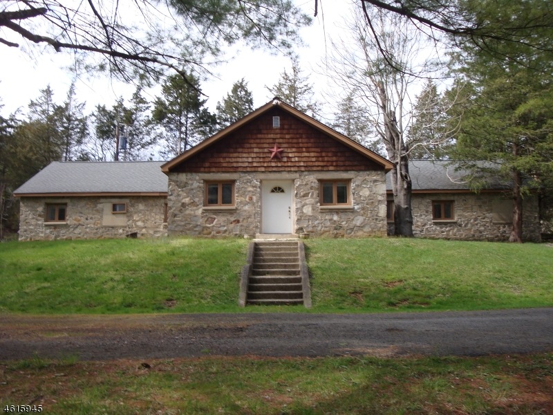 3 Winters Rd, Phillipsburg, NJ 08865 - photo 1