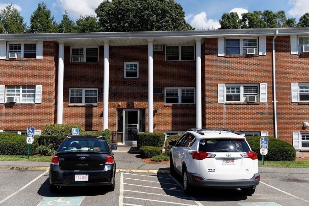 39 Pleasant St unit B12, Northborough, MA 01532 - photo 1