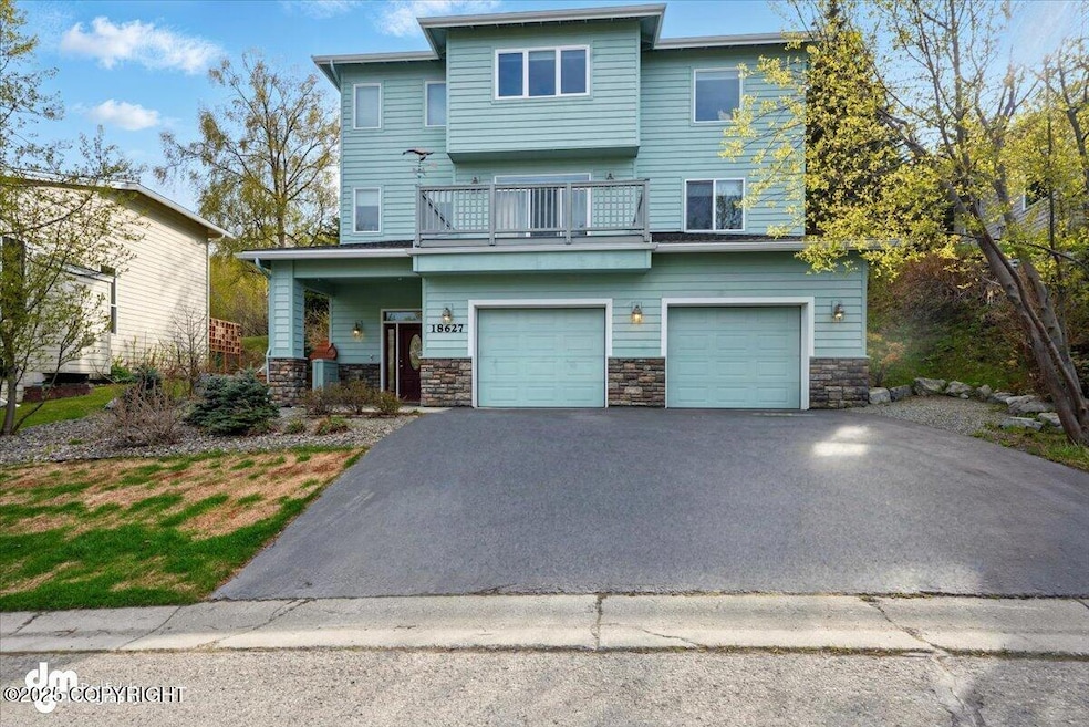 For Sale $709,900 • Co-Listing Agent