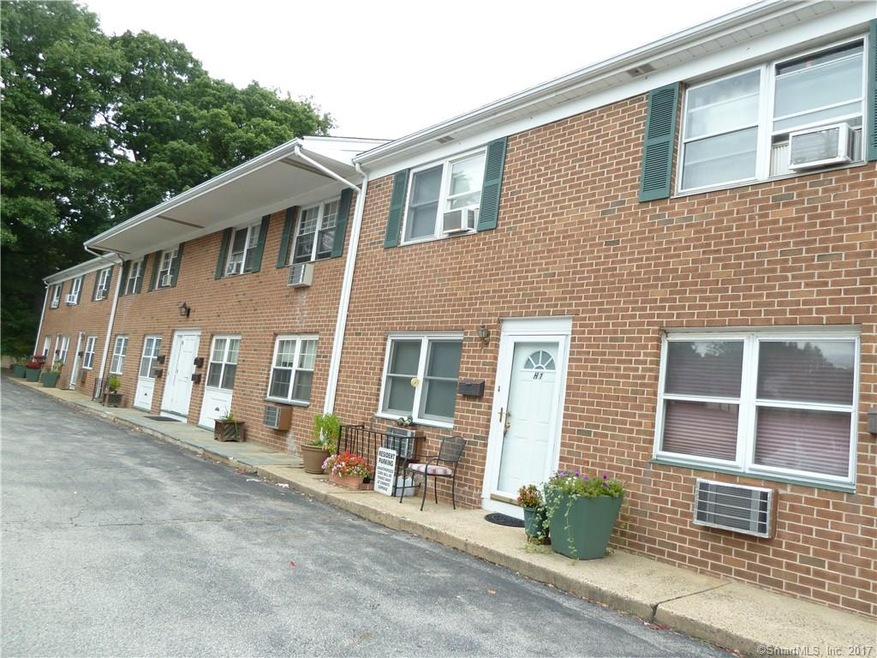 30 Maple Tree Ave unit G1, Stamford, CT 06906 - photo 1