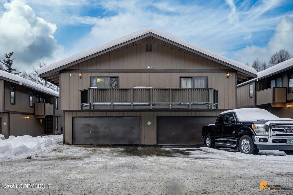 7337 Foxridge Circle, #Q-1