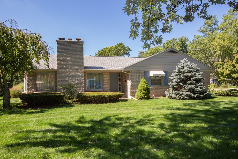 1415_Nichols-01