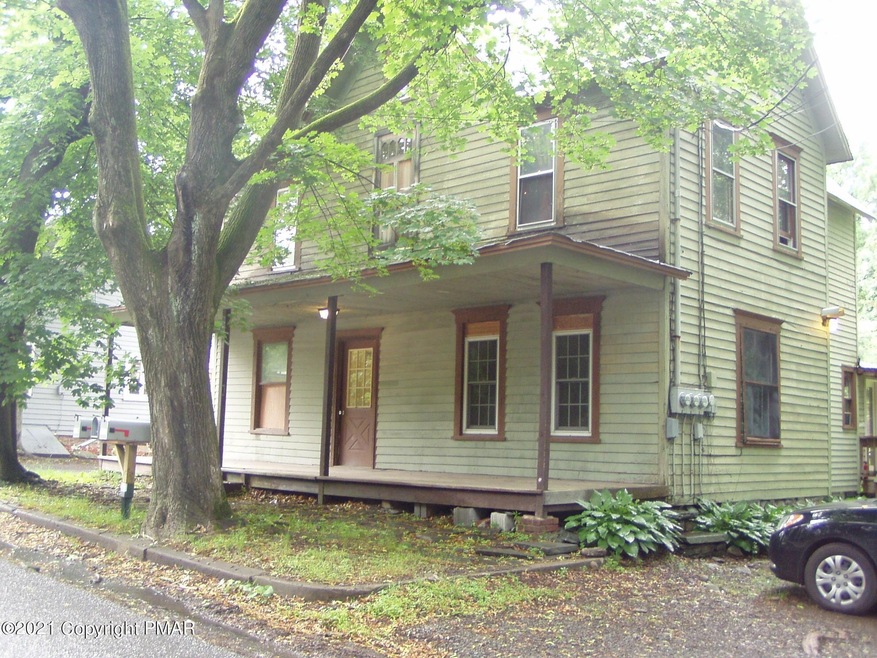 110 Monomonock Rd unit 2, Cresco, PA 18326 - photo 1