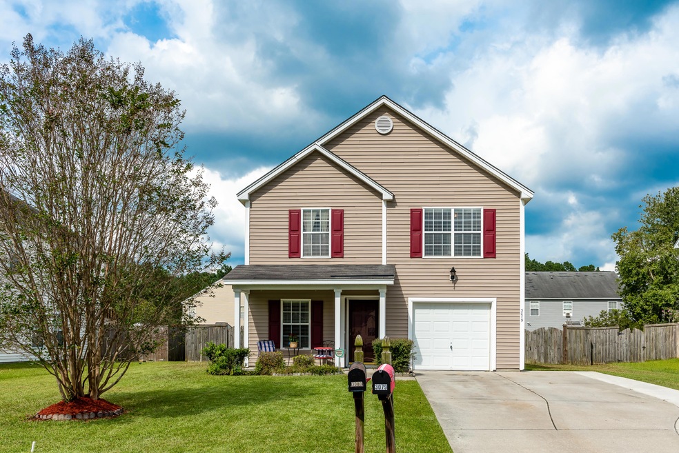 3079 Maple Leaf Dr (1 of 28)