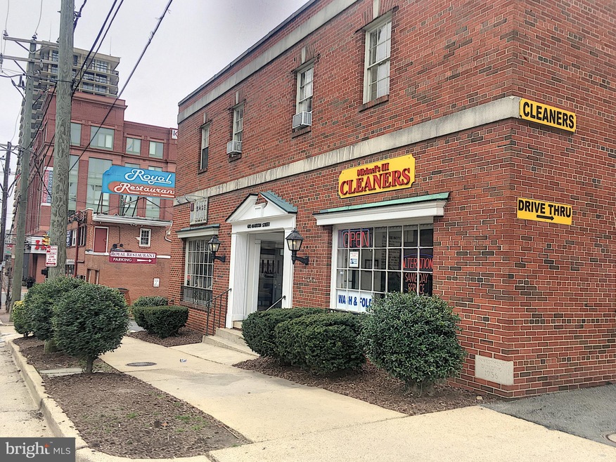 610 Madison St unit 205, Alexandria, VA 22314 - photo 1