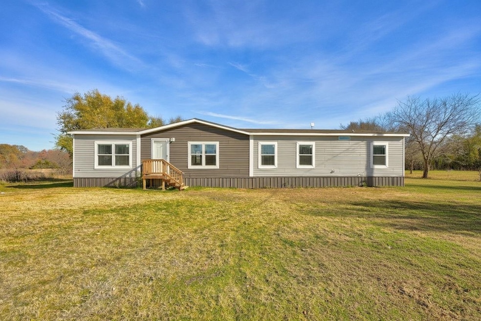 177074 Stephens Dr, Duncan, OK 73533 - photo 1