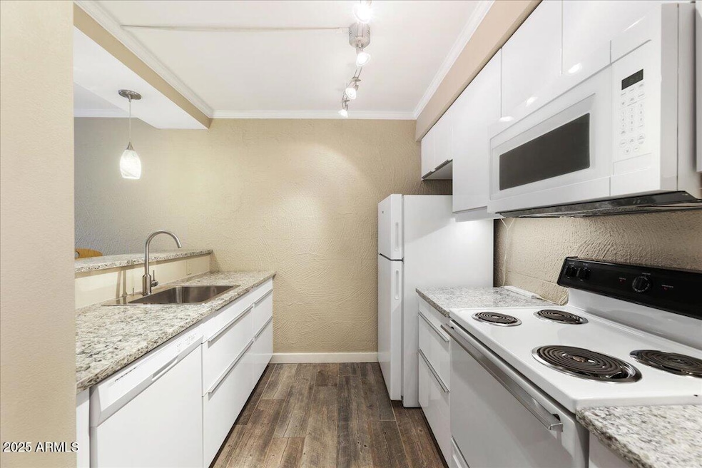 05-Kitchen