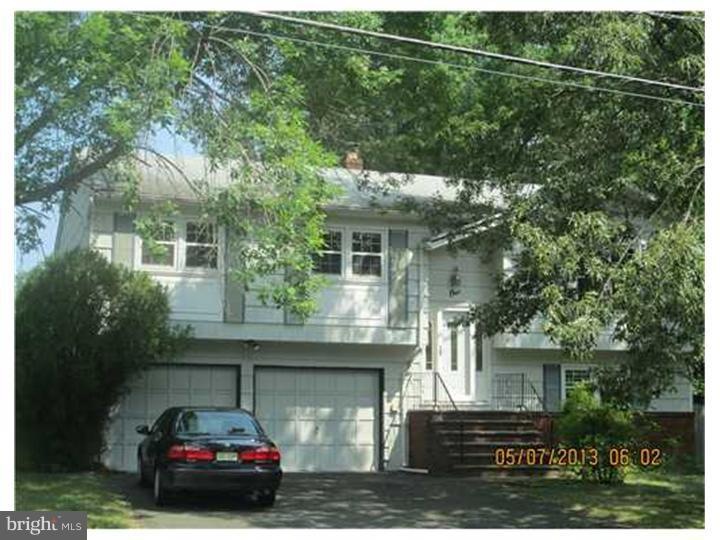 1 Chipper Dr, Kendall Park, NJ 08824 - photo 1