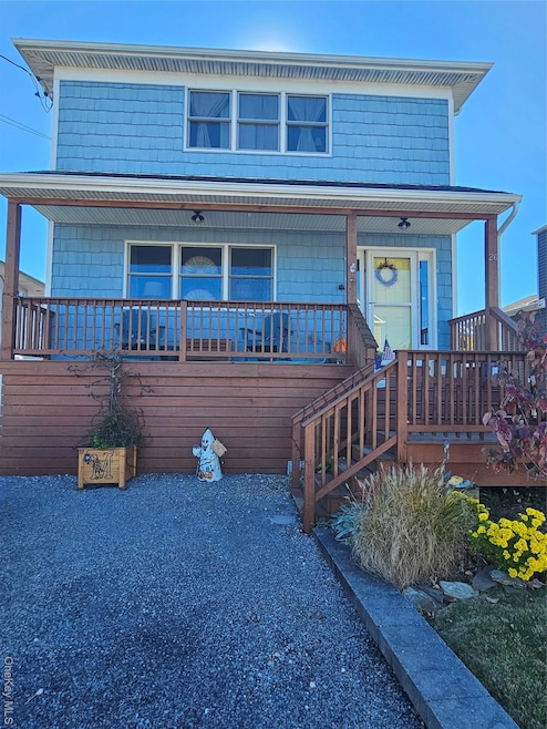 26 Mitchell Ave, Babylon, NY 11702 - photo 1