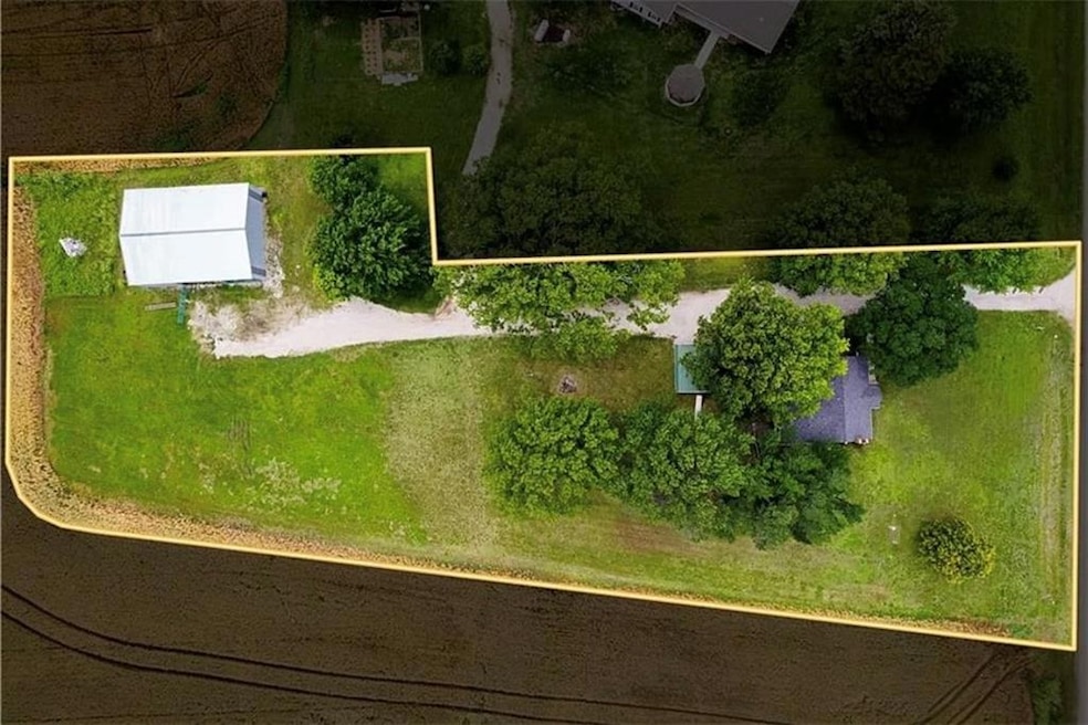 229 22000 Rd, Cherryvale, KS 67335 - photo 1