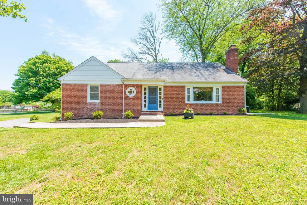 2307 Old Frederick Rd, Catonsville, MD 21228 - photo 1