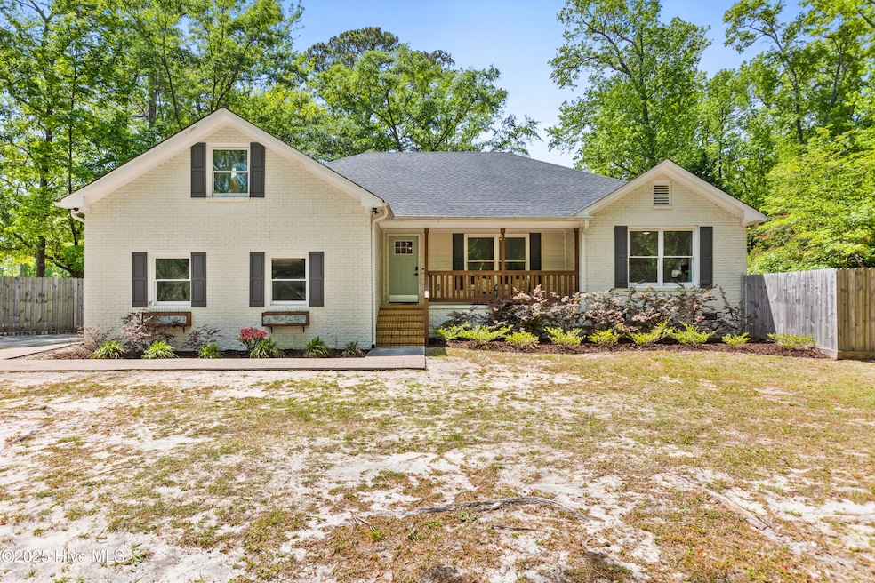 Pending $525,000 • Co-Listing Agent