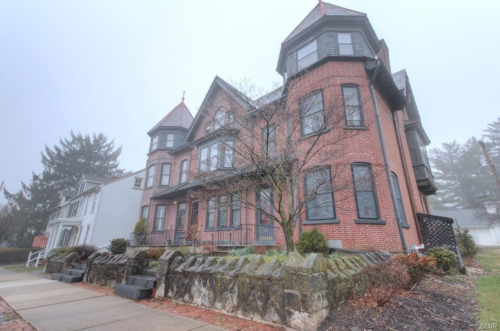 133 E Wall St, Bethlehem, PA 18018 - photo 1