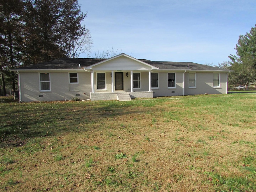 283 Belmar Cir, Manchester, TN 37355 - photo 1