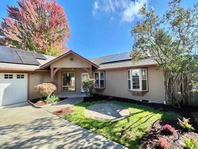 For Sale $474,900 • Co-Listing Agent