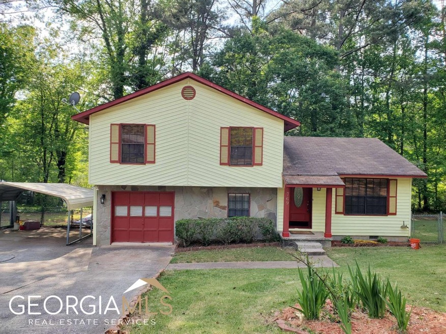 769 Waterview Dr, Riverdale, GA 30274 - photo 1