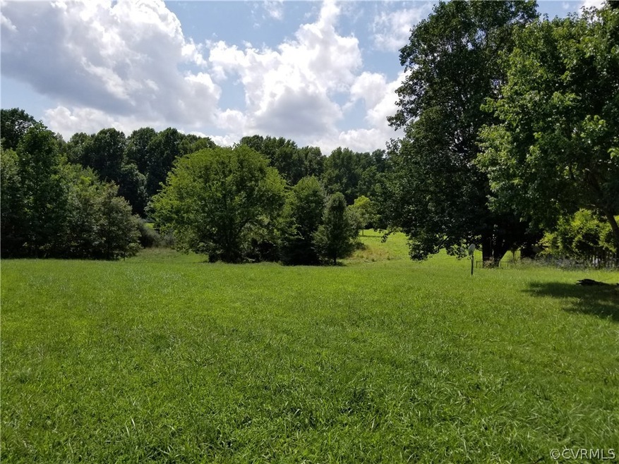 7809 Sandy Ridge Rd, Hopewell, VA 23860 - photo 1