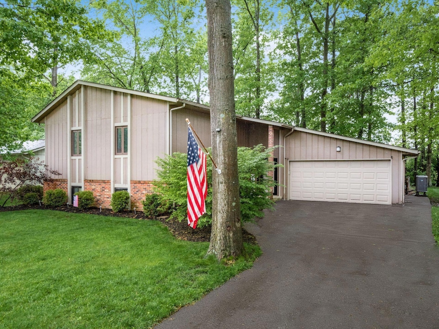 885 Catalpa Place, Marysville, OH 43040 - photo 1