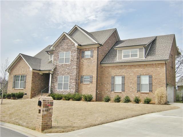 MOVE RIGHT IN! Owner transferred family friendly n