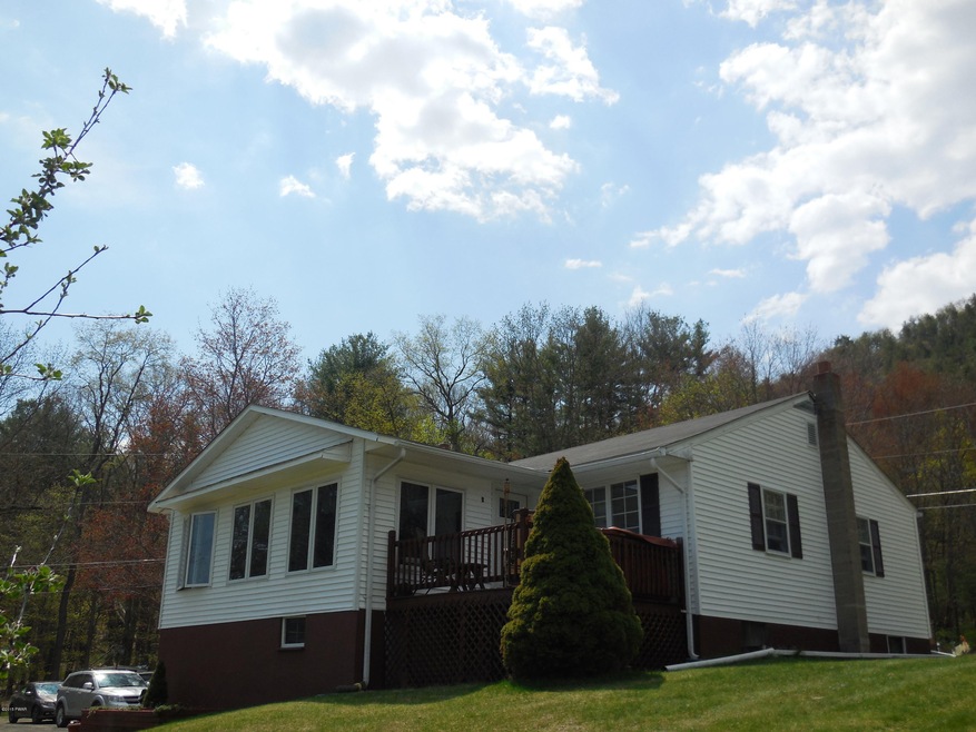 108 Wyckoff Ln, Milford, PA 18337 - photo 1