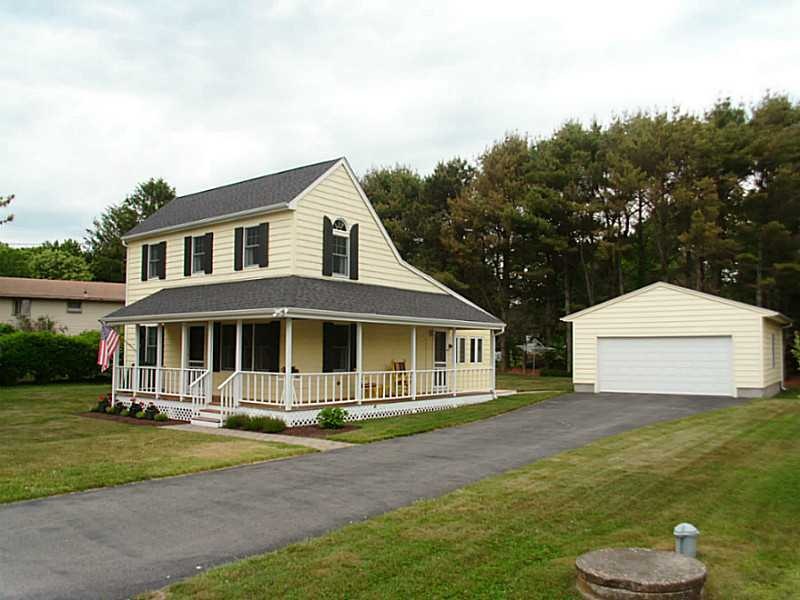 32 Hazen St, Charlestown, RI 02813 - photo 1