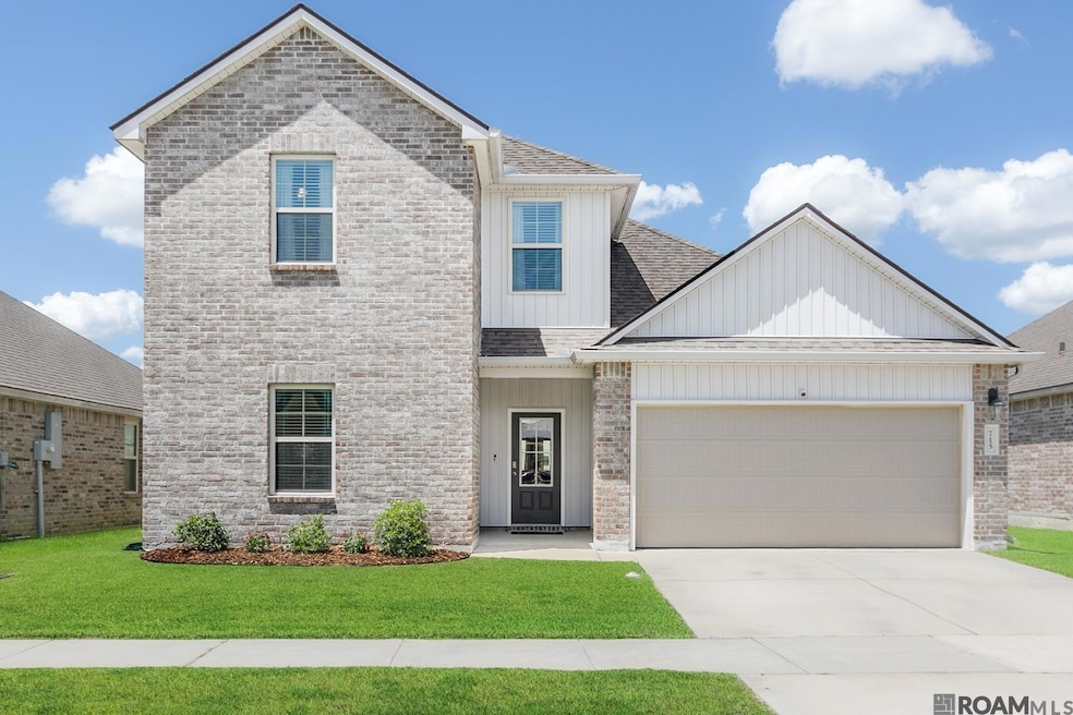 715 Jacques Ln, Zachary, LA 70791 - photo 1