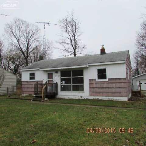 2251 Woodstead St, Burton, MI 48509 - photo 1