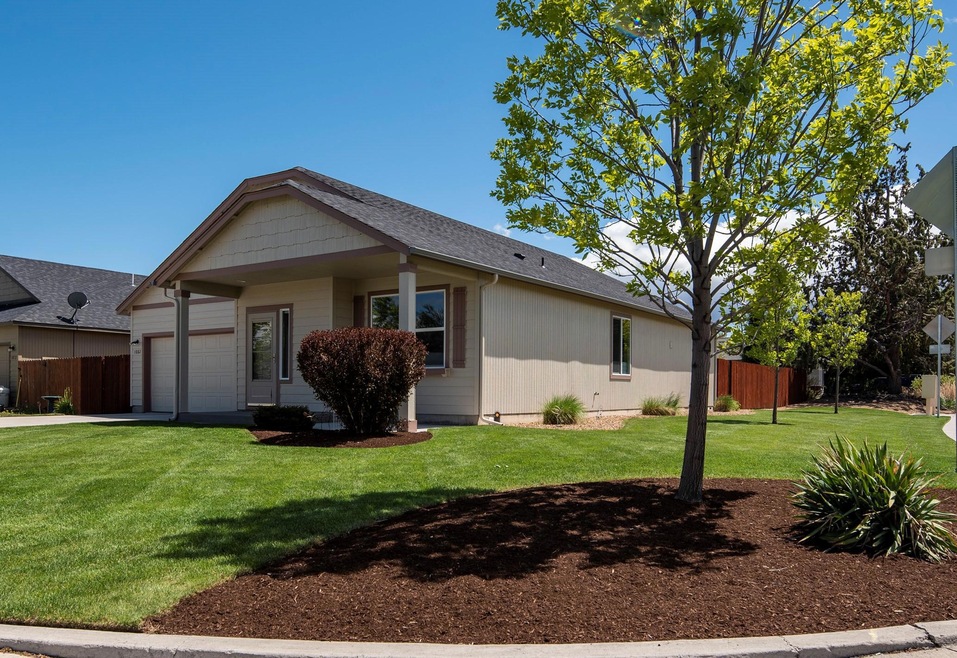 1882 NW Quince Tree Place-3 - Copy (2)