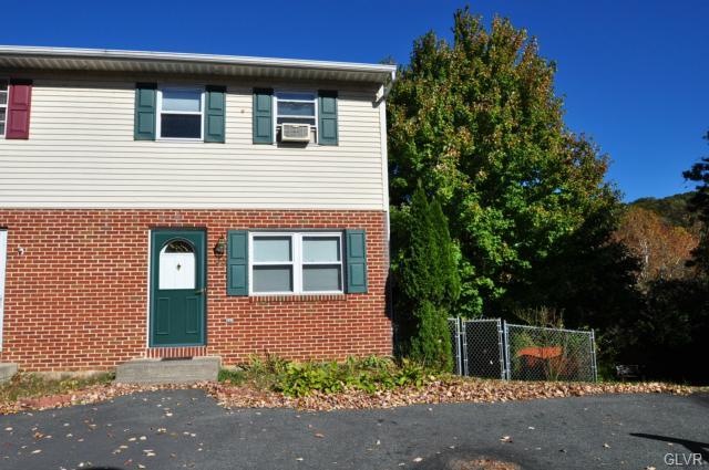 39 Armour Ct, Allentown, PA 18103 - photo 1